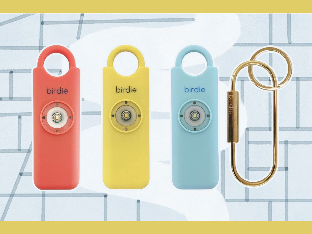 Shop the best personal safety alarms for women now! From loud alarms to smart keychains, protect yourself in style. Don’t wait—your safety matters!